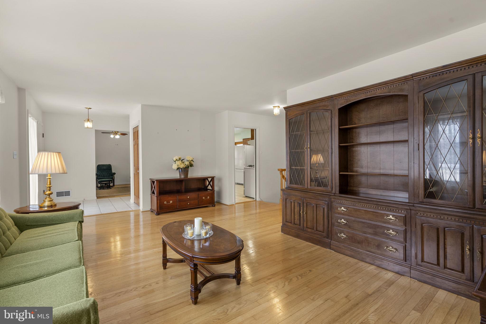 3905 Harrison Road Beltsville, MD 20705 - Photo 10 of 36 Spacious living room w/hardwood floors