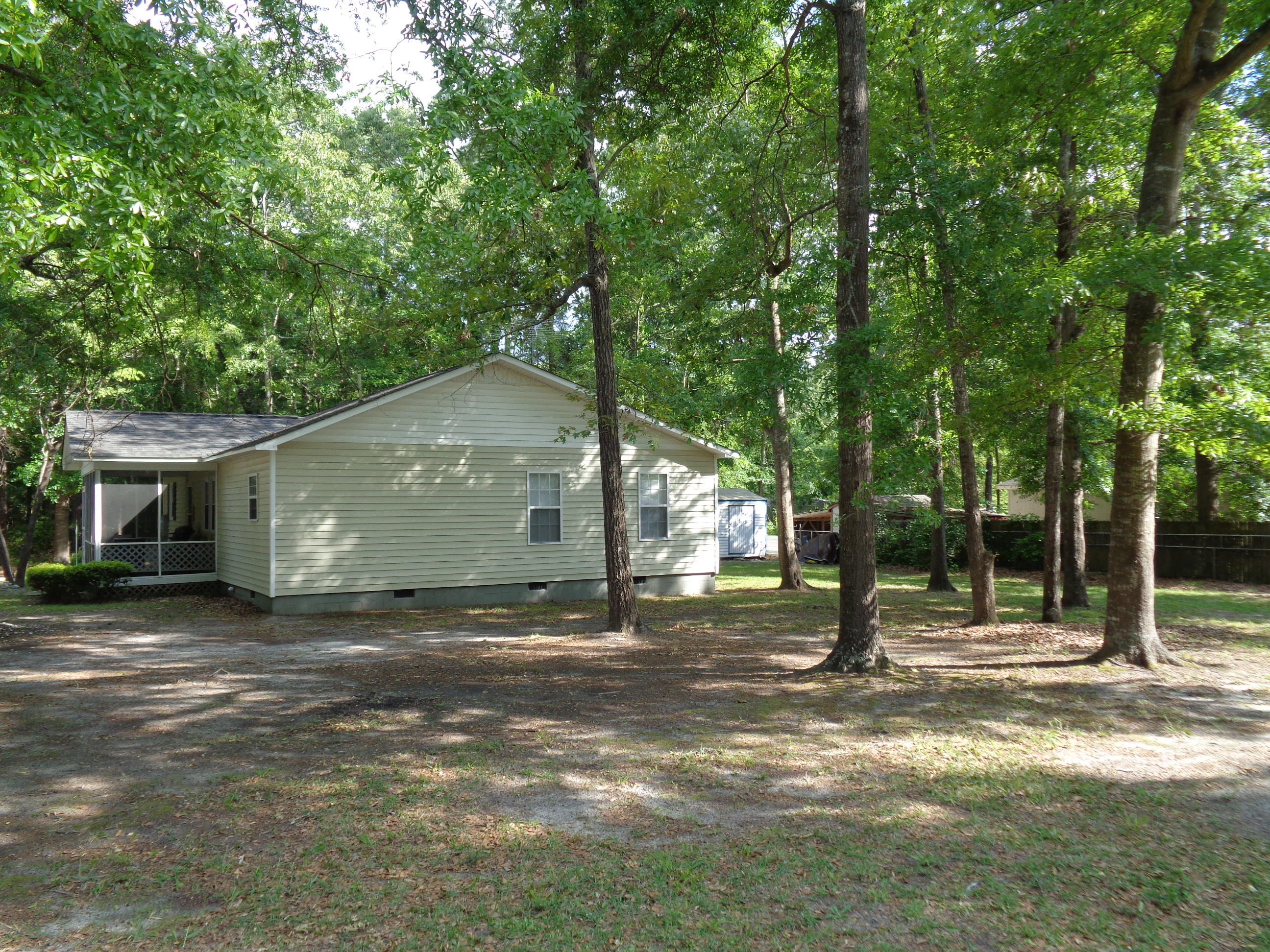 208 3rd Street Santee, SC 29142 - Photo 29 of 30 DSC00016