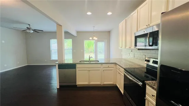 $1,900 | 256 Highland Pointe Circle East, Dawsonville, GA 30534