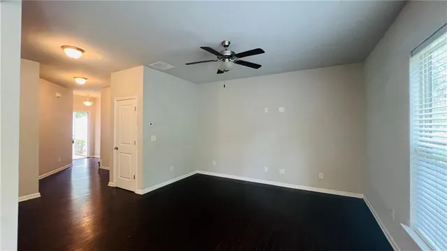 $1,900 | 256 Highland Pointe Circle East, Dawsonville, GA 30534