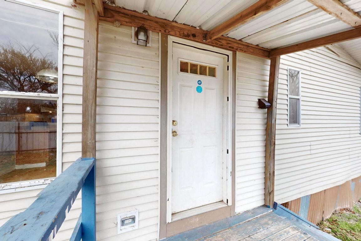 262 Highway 290 Highway East Elgin, TX 78621 - Photo 25 of 37 a view of front door