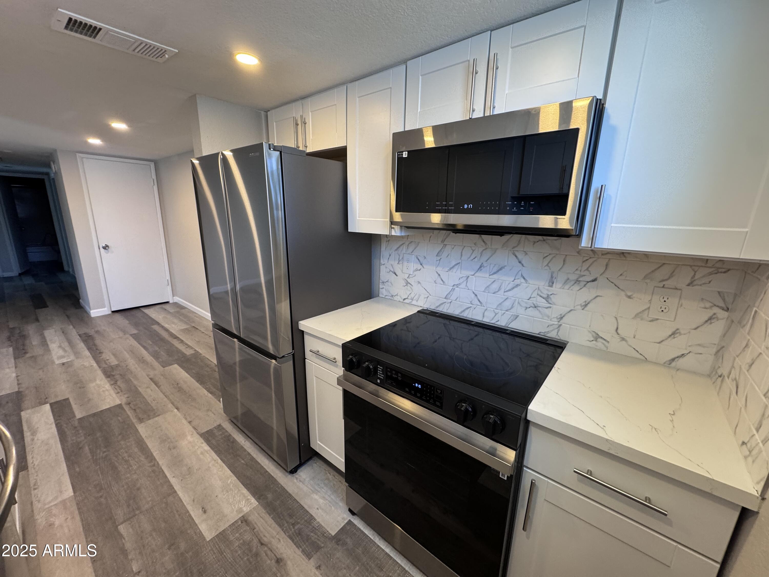 2629 West Ocotillo Road, Unit 3 Phoenix, AZ 85017 - Photo 2 of 17 IMG_5810