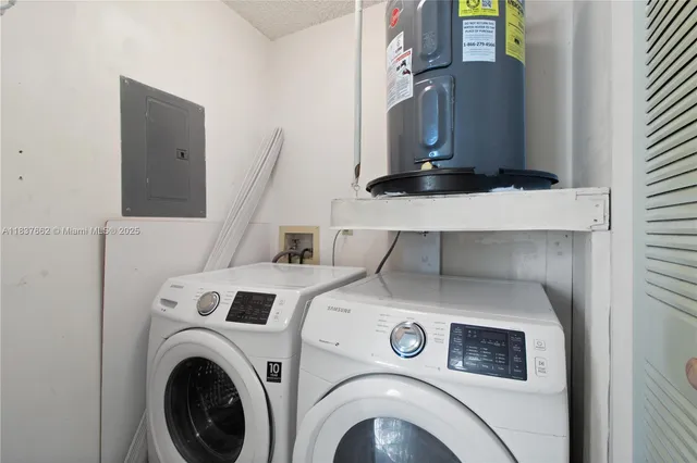 $1,950 | 1915 Lavers Circle, Unit E211, Delray Beach, FL 33444