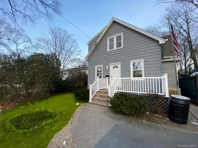 $725,000 | 1193 Brookdale Avenue, Bay Shore, NY 11706