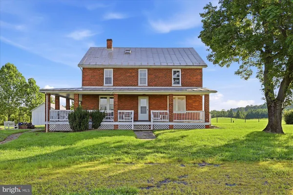 $2,000,000 | 43086 Lucketts Road, Leesburg, VA 20176