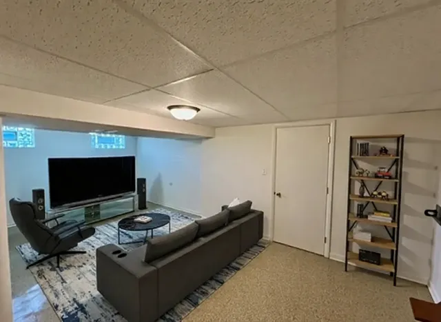 $262,000 | 1617 183rd Street, Homewood, IL 60430