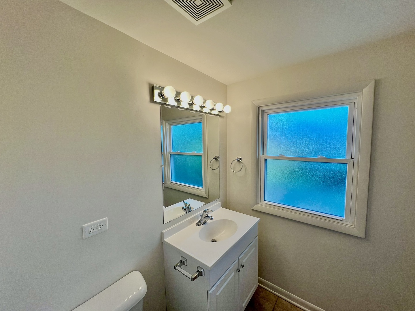 1617 183rd Street Homewood, IL 60430 - Photo 8 of 19