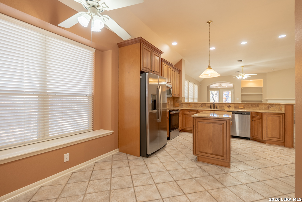 1111 Crystal Spring San Antonio, TX 78258 - Photo 5 of 31