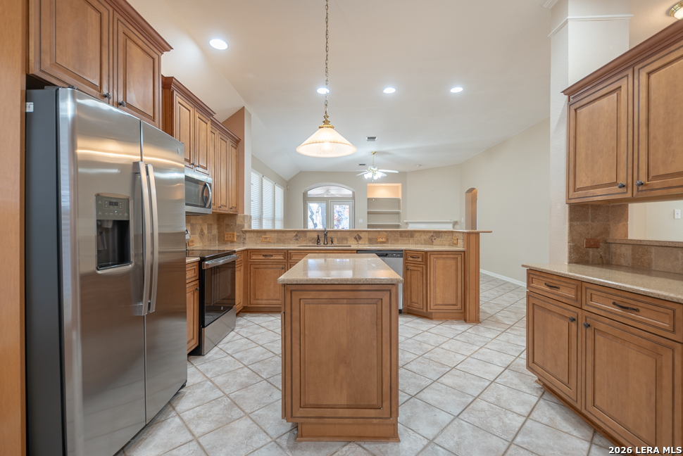 1111 Crystal Spring San Antonio, TX 78258 - Photo 7 of 31