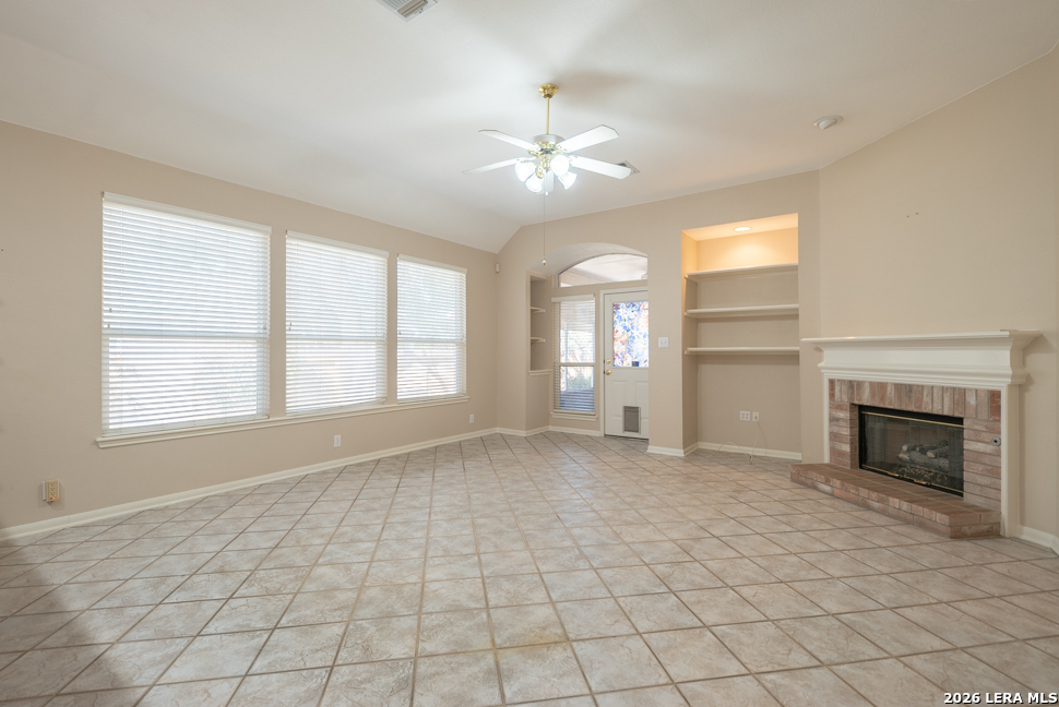 1111 Crystal Spring San Antonio, TX 78258 - Photo 10 of 31