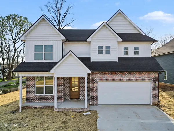 $535,000 | 5305 Arza Lane, Knoxville, TN 37918