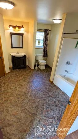 $242,500 | 1185 11 Mile Road, Remus, MI 49340