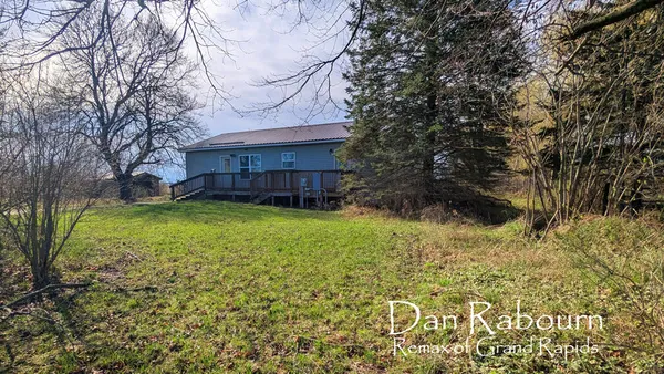 $242,500 | 1185 11 Mile Road, Remus, MI 49340