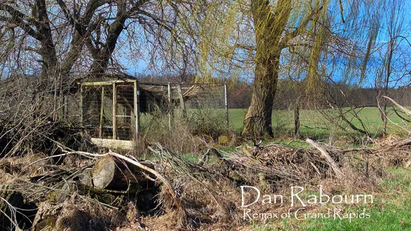 $242,500 | 1185 11 Mile Road, Remus, MI 49340