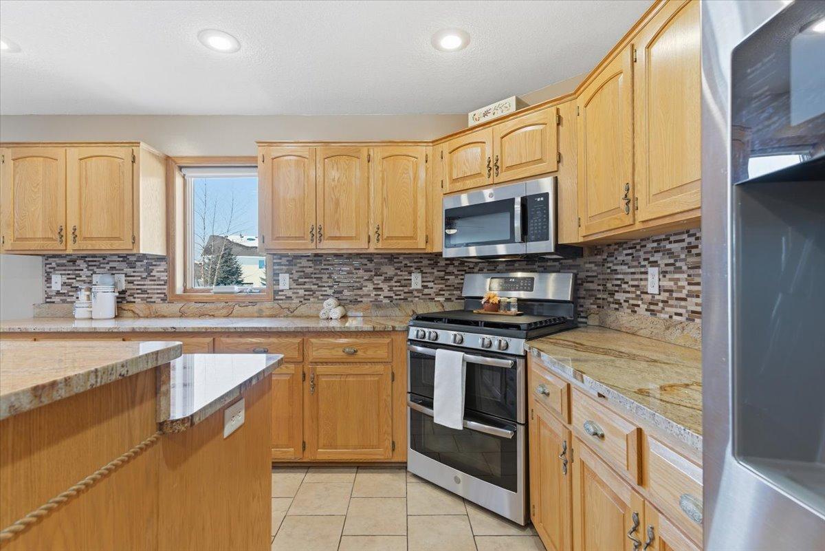 17892 Impala Path Lakeville, MN 55044 - Photo 14 of 75