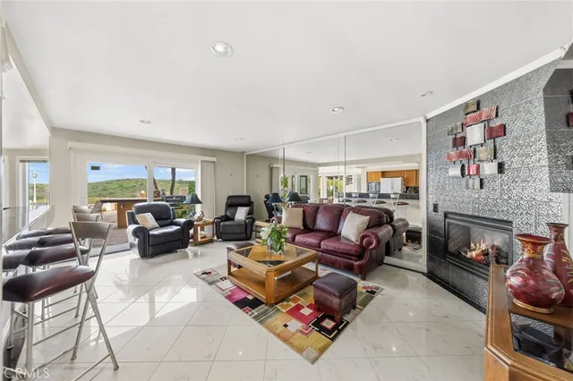 $7,500 | 27 Mirador, Irvine, CA 92612