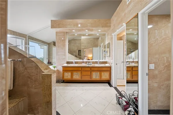 $7,000 | 27 Mirador, Irvine, CA 92612