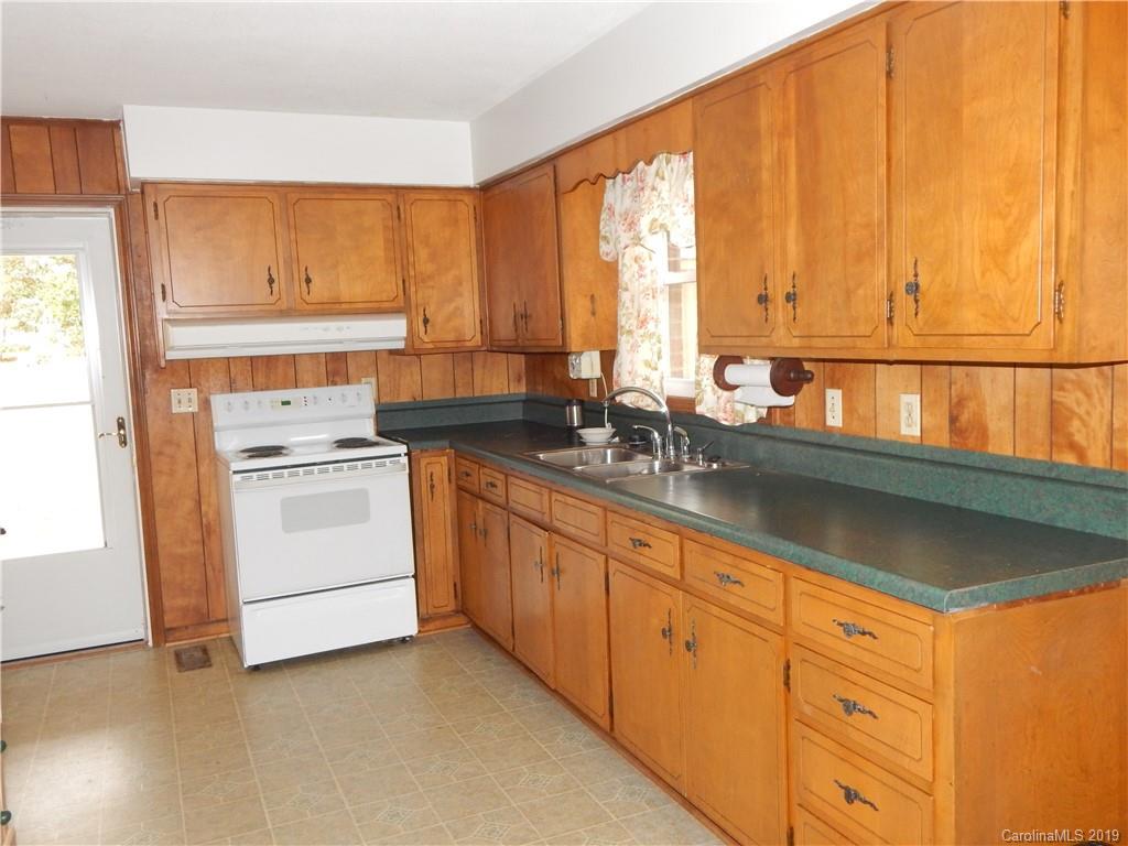 693 Big Island Road Rutherfordton, NC 28139 - Photo 4 of 20