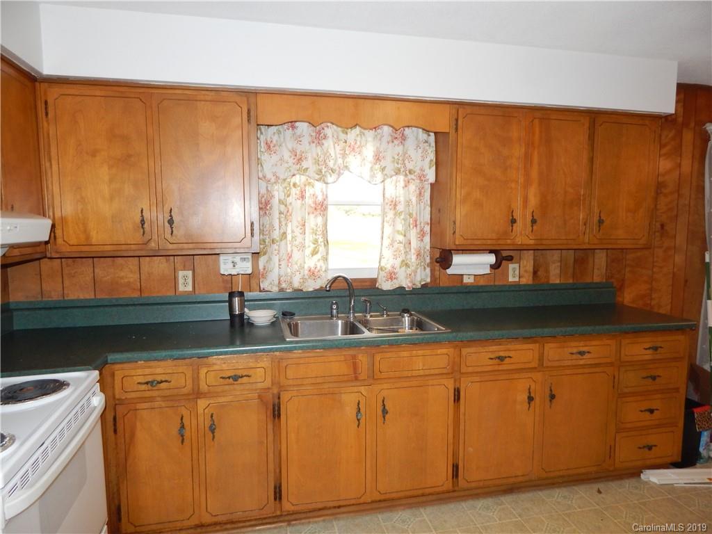 693 Big Island Road Rutherfordton, NC 28139 - Photo 5 of 20