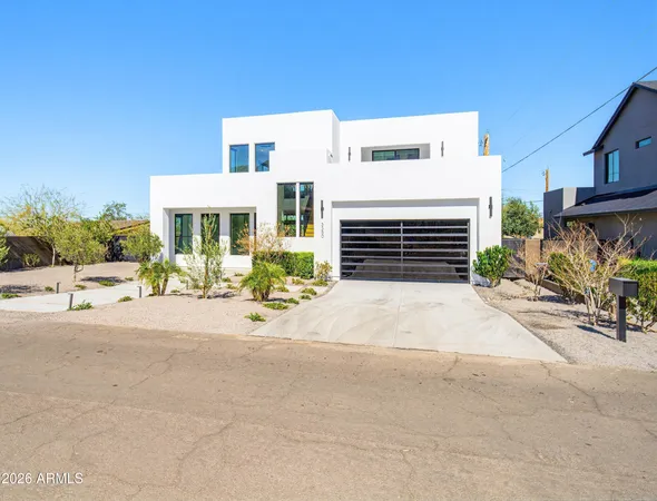 $1,049,000 | 3350 East Highline Canal Road, Phoenix, AZ 85042