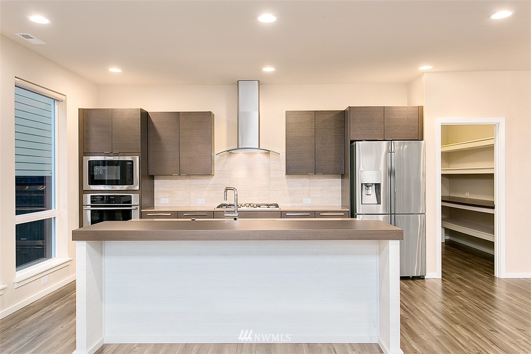 4122 170th Street Southeast Bothell, WA 98012 - Photo 8 of 25