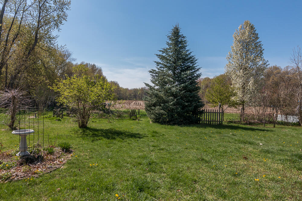 55569 Resort Road Three Rivers, MI 49093 - Photo 8 of 47 55569ResortRd-4