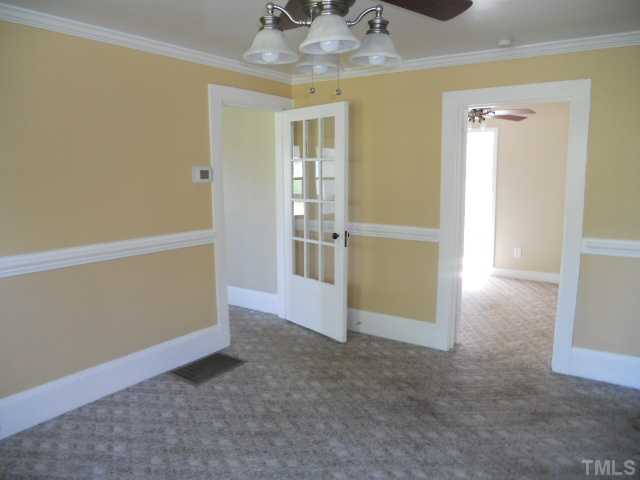 8475 Green Path Road Dunn, NC 28334 - Photo 7 of 11