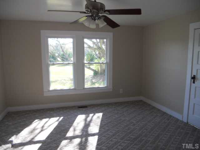8475 Green Path Road Dunn, NC 28334 - Photo 9 of 11