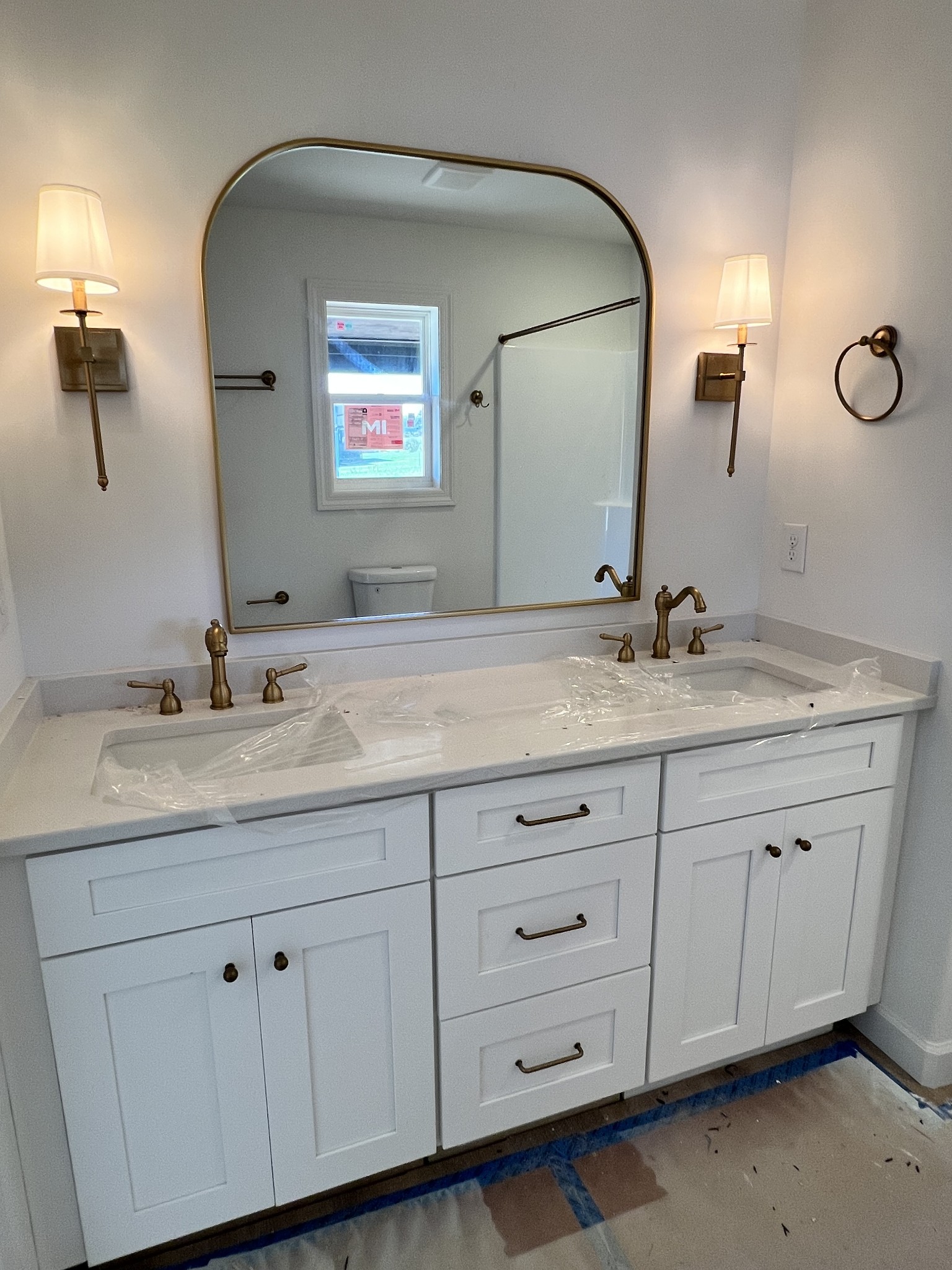 9710 Campbellsville Road Pulaski, TN 38478 - Photo 18 of 22 a bathroom with double sink and a mirror