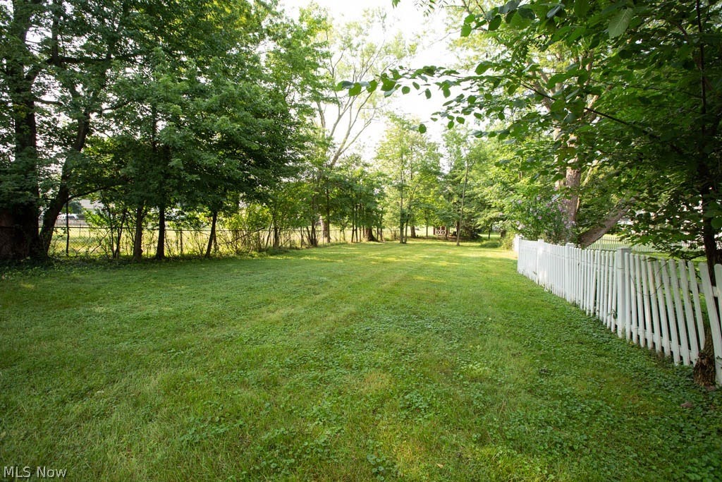 4812 Anderson Road Cleveland, OH 44124 - Photo 29 of 34