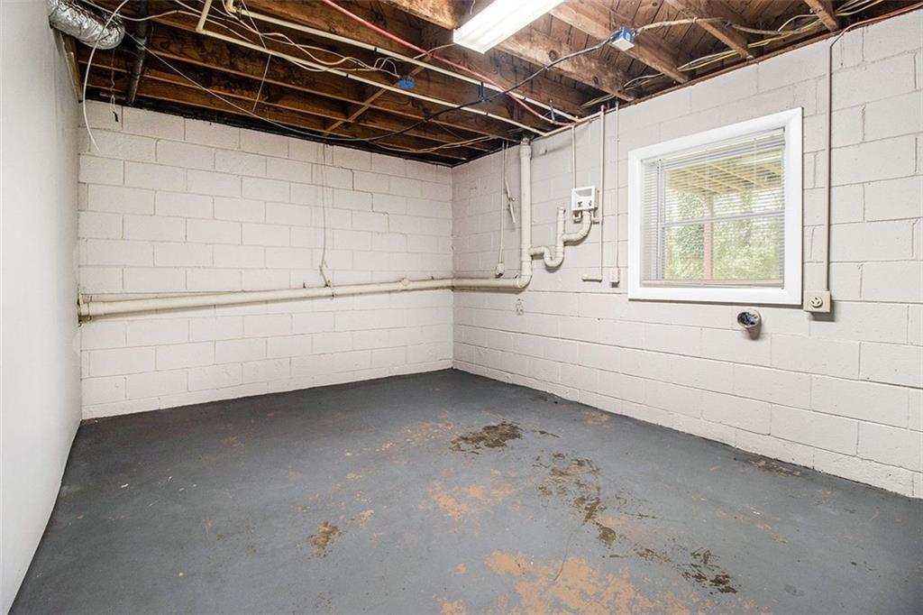 1281 Lee Ann Drive Decatur, GA 30035 - Photo 14 of 15