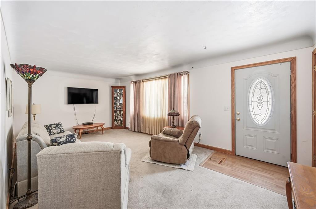 733 Greenfield Road Mercer, PA 16137 - Photo 6 of 29 Gallery Image 6