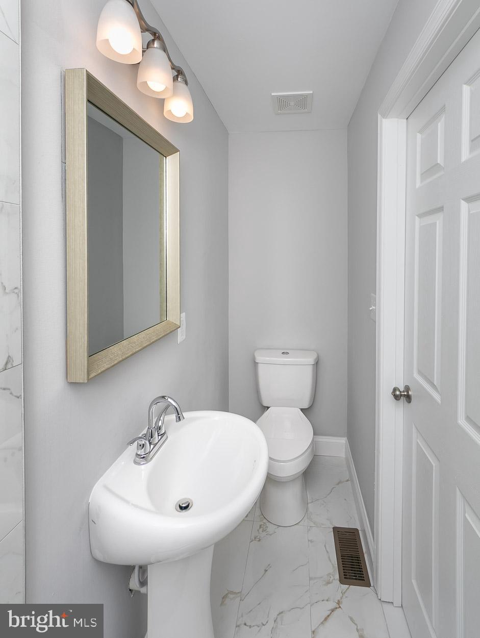 1212 Back River Neck Road Essex, MD 21221 - Photo 16 of 30 Gallery Image 16