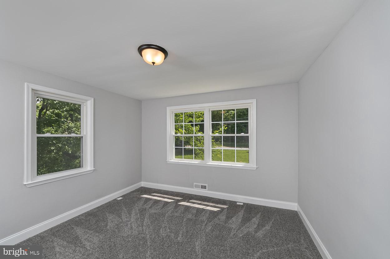 1212 Back River Neck Road Essex, MD 21221 - Photo 19 of 30 Gallery Image 19