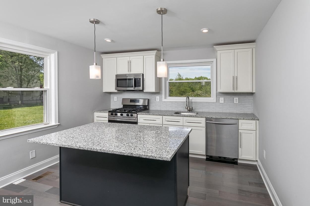 1212 Back River Neck Road Essex, MD 21221 - Photo 10 of 30 Gallery Image 10