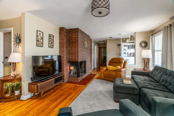 $114,500 | 202 North 21st Street, Murphysboro, IL 62966