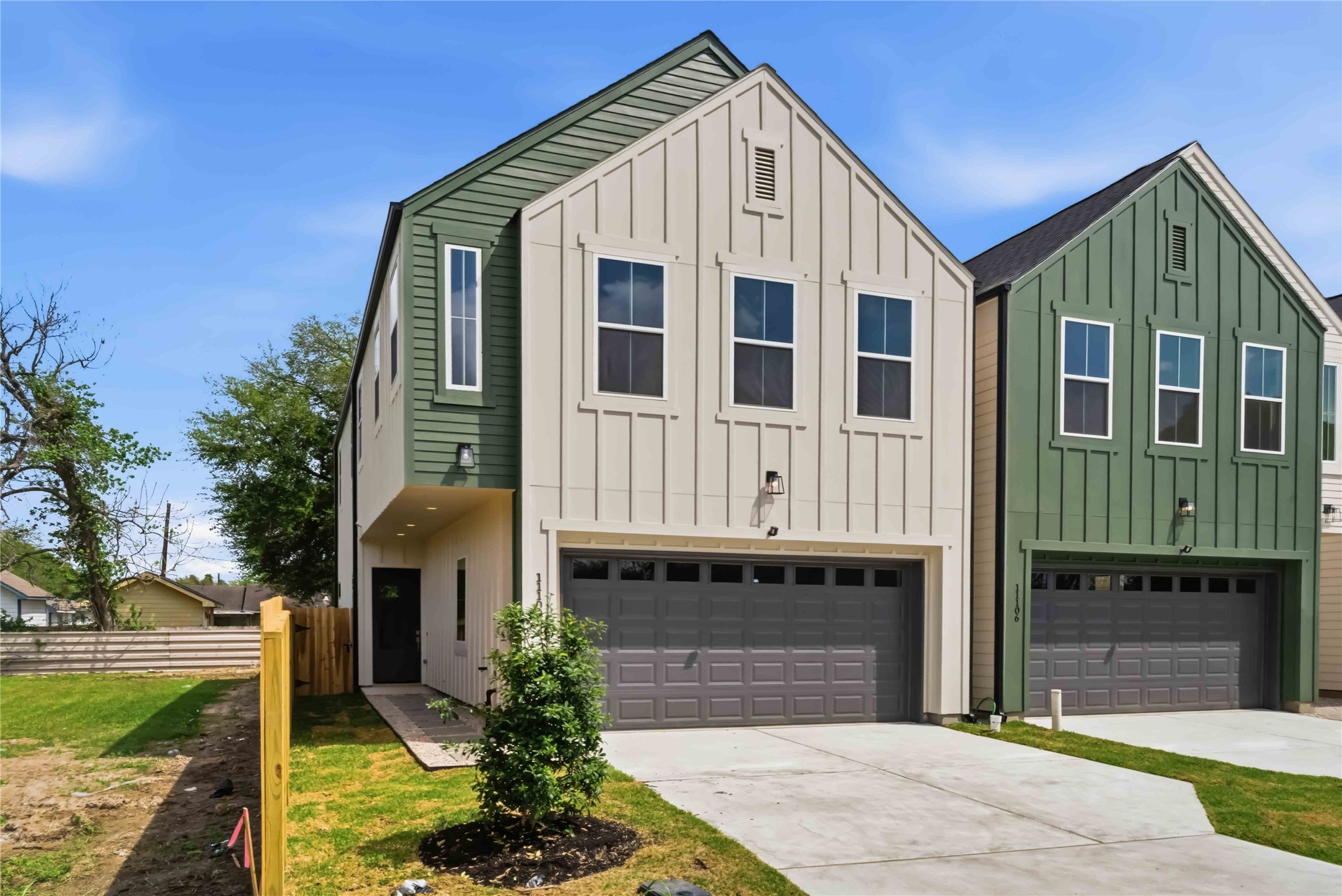 11108 Bauman Road Houston, TX 77076 - Photo 2 of 25 a front view of a house with garden