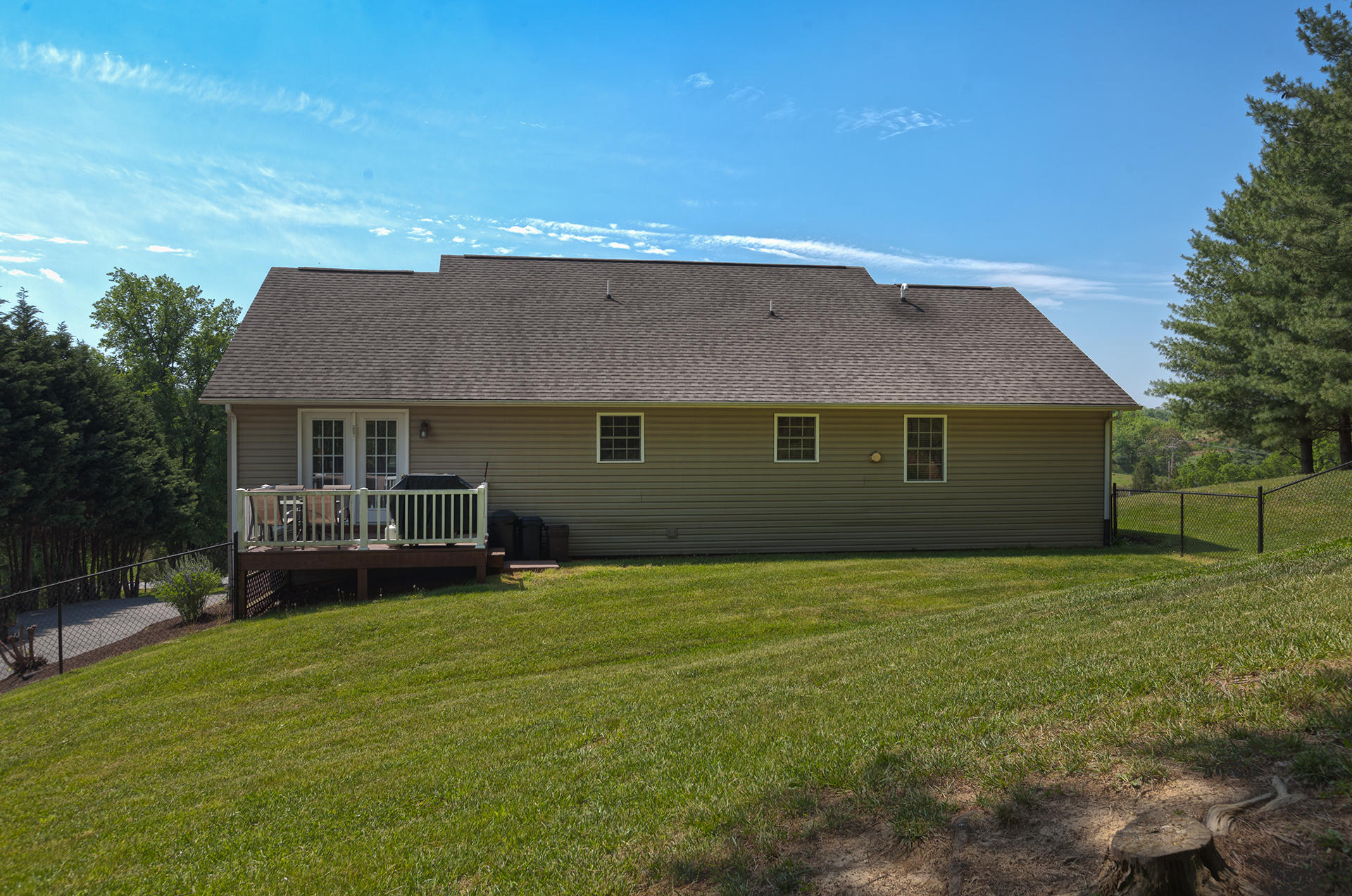 5533 Roanoke Road Troutville, VA 24175 - Photo 33 of 45 a front view of a house with a garden