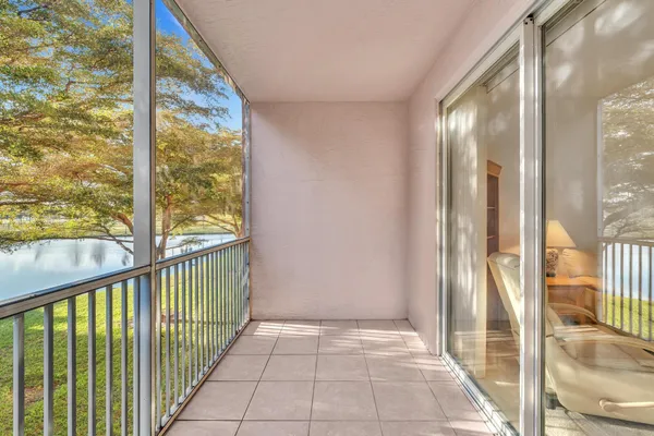 $217,000 | 7735 Yardley Drive, Unit 201, Tamarac, FL 33321