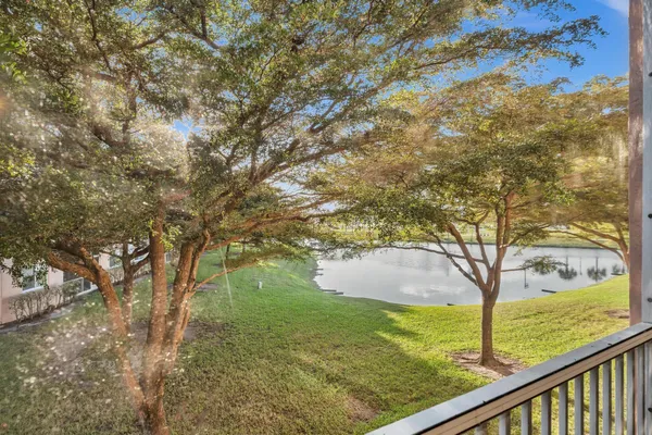 $217,000 | 7735 Yardley Drive, Unit 201, Tamarac, FL 33321