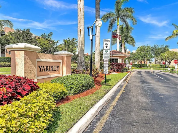 $217,000 | 7735 Yardley Drive, Unit 201, Tamarac, FL 33321