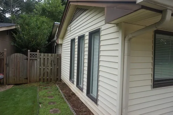 $3,500 | 1403 Stephens Drive Northeast, Atlanta, GA 30329