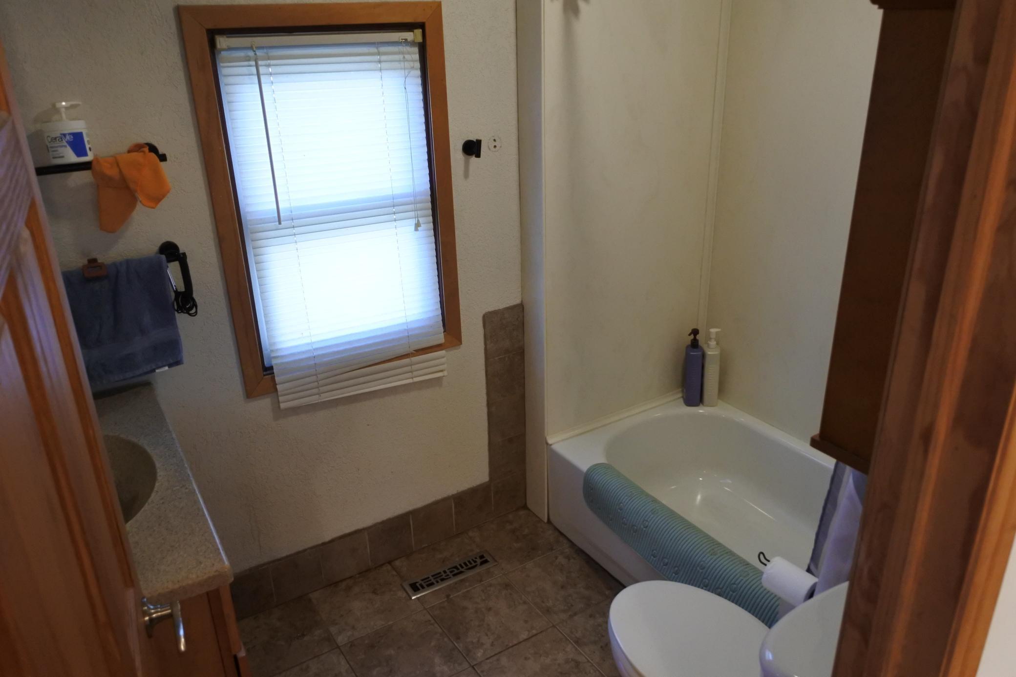 413 4th Street Southwest Crosby, MN 56441 - Photo 7 of 13