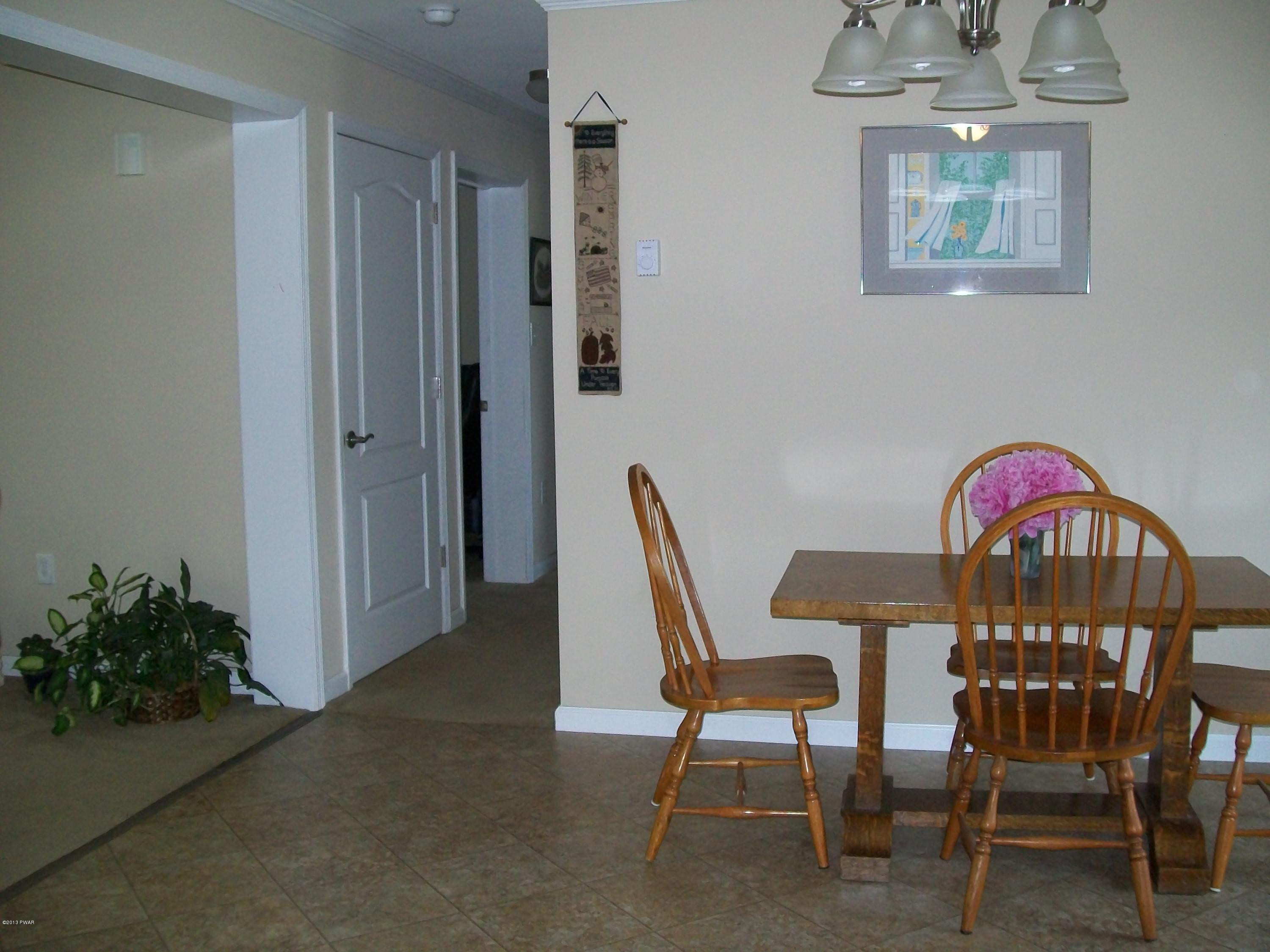 1680 Becks Crossing Road Moscow, PA 18444 - Photo 11 of 34