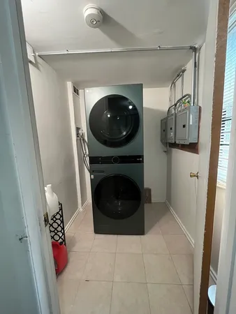 $1,775 | 3114 North Central Park Avenue, Unit 1, Chicago, IL 60618