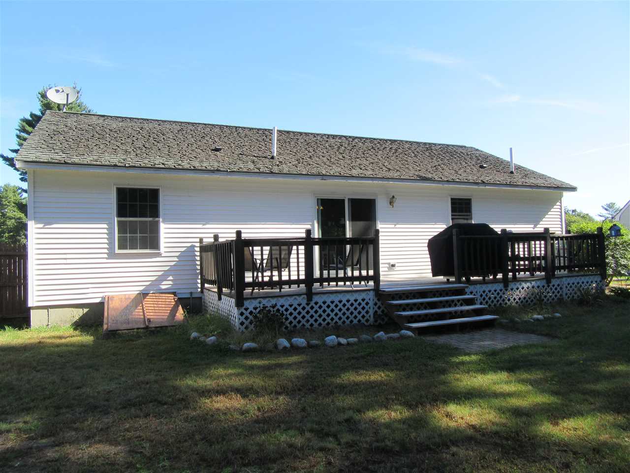 59 Stillwater Circle Rochester, NH 03839 - Photo 39 of 40