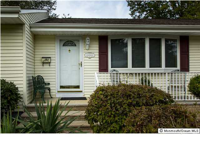 11 Fairmount Road Holmdel, NJ 07733 - Photo 4 of 25 Additional Photo