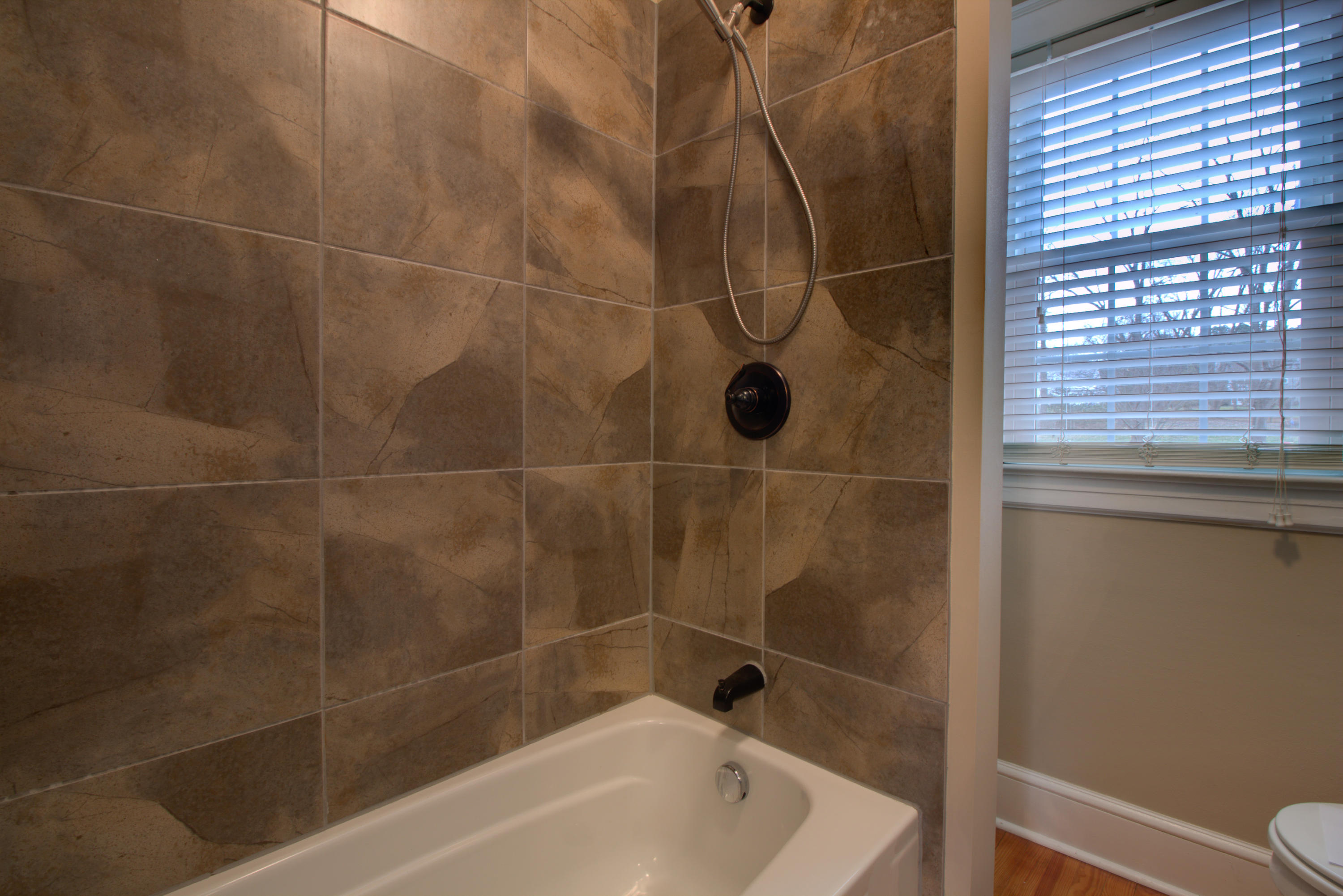 3435 Grandin Road Southwest Roanoke, VA 24018 - Photo 12 of 42 _MG_8247_8_9