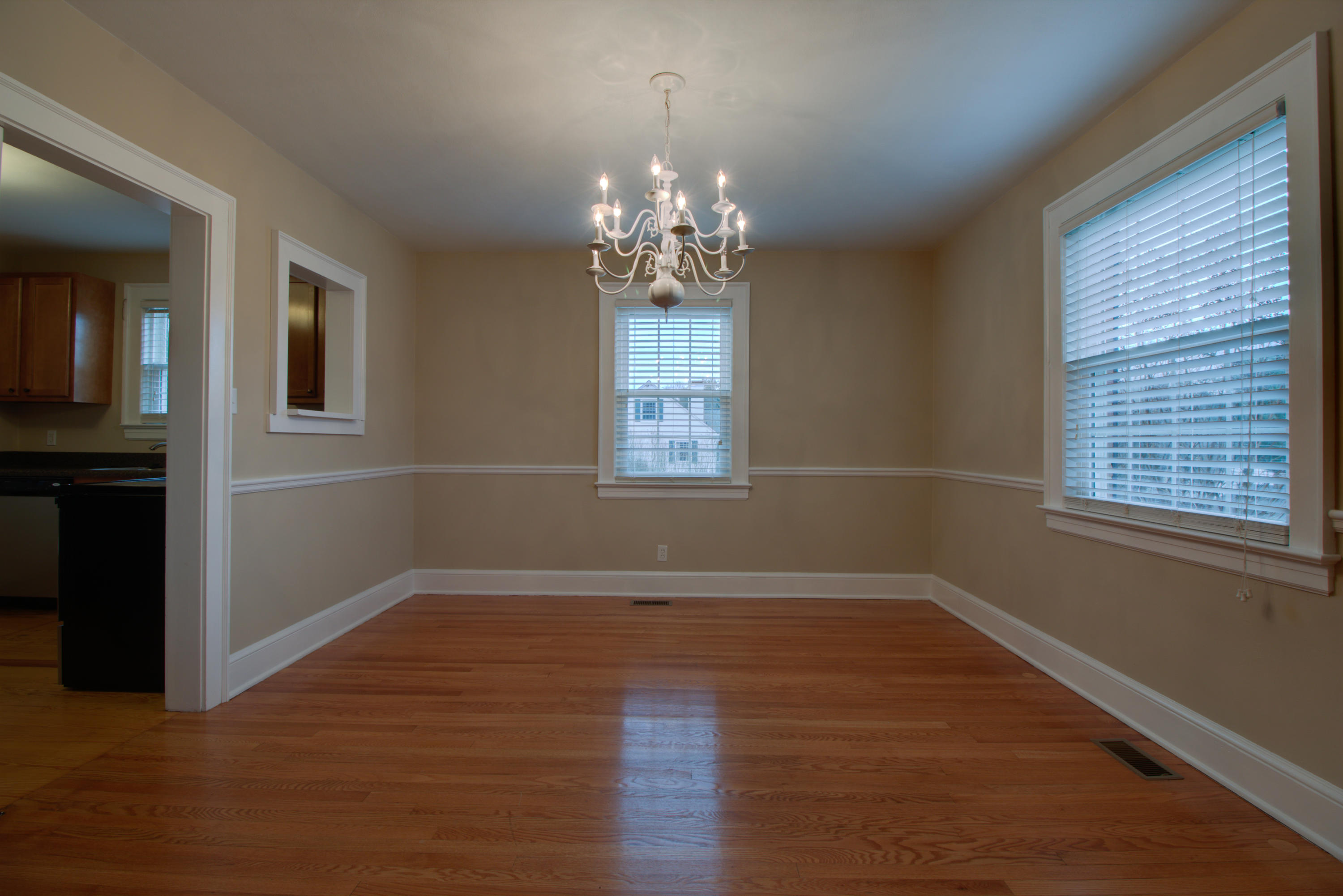 3435 Grandin Road Southwest Roanoke, VA 24018 - Photo 15 of 42 _MG_8271_2_3