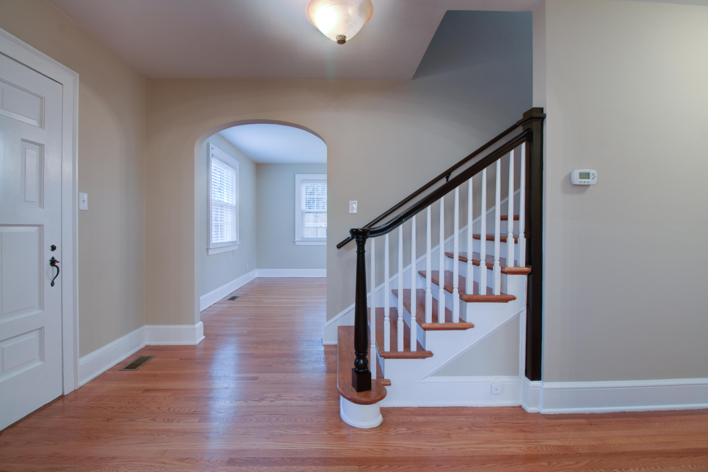 3435 Grandin Road Southwest Roanoke, VA 24018 - Photo 4 of 42 _MG_8262_3_4